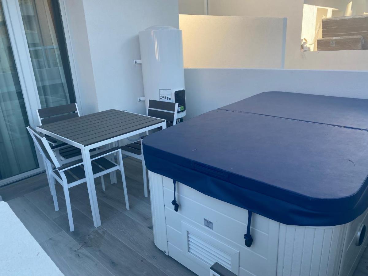 Marina Suites & Apartments 4 Stelle S Caorle Eksteriør bilde