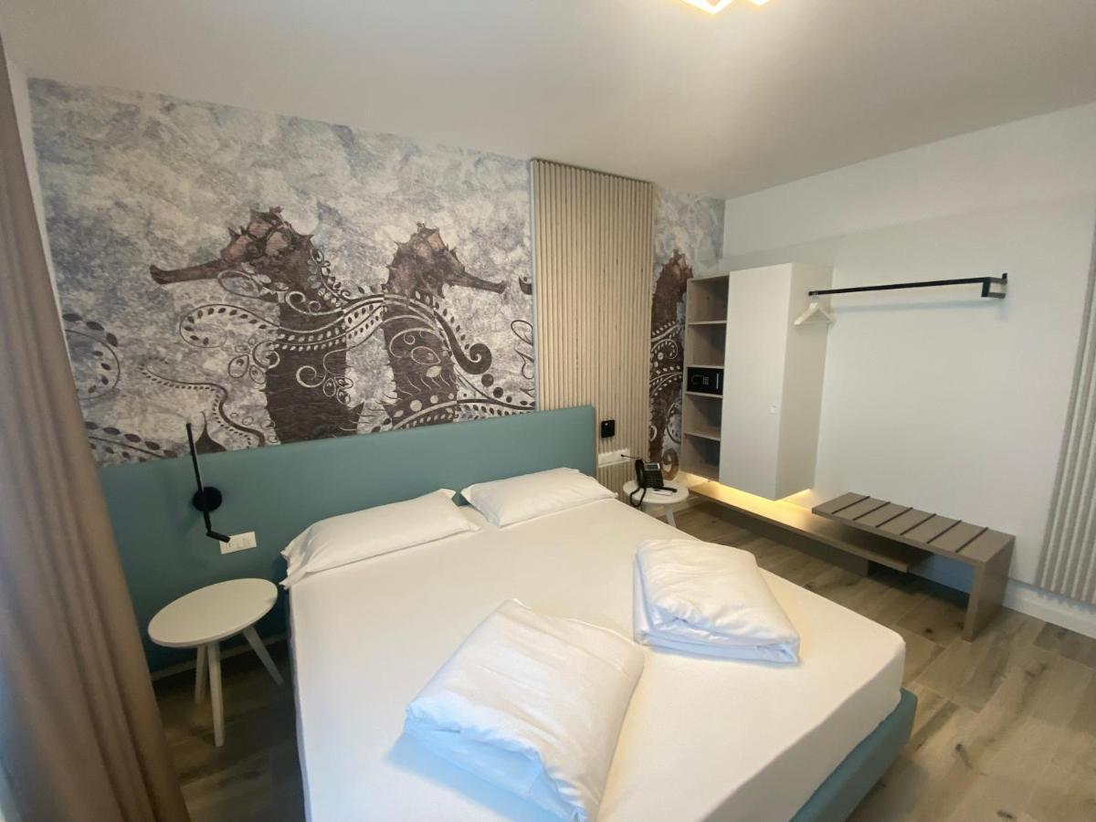 Marina Suites & Apartments 4 Stelle S Caorle Eksteriør bilde