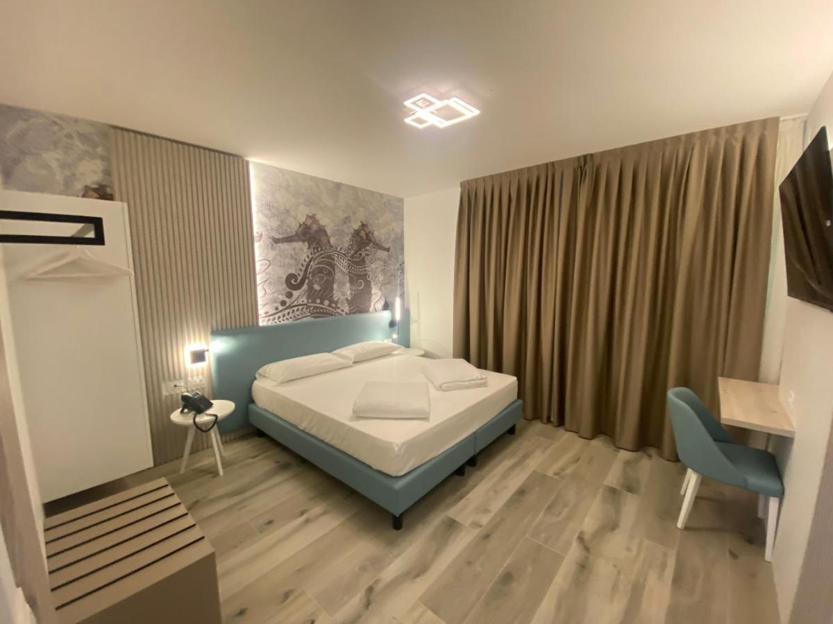 Marina Suites & Apartments 4 Stelle S Caorle Eksteriør bilde