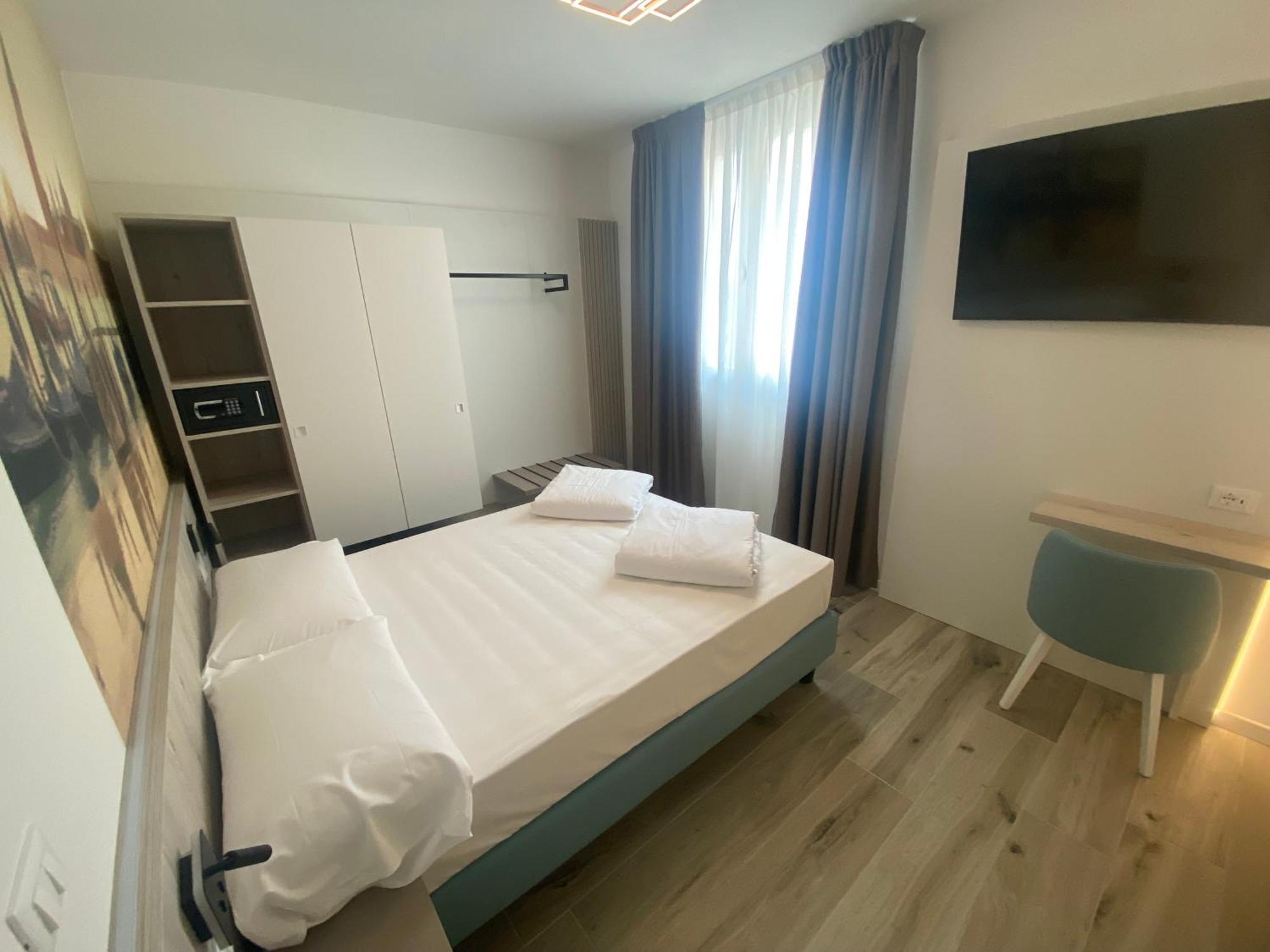 Marina Suites & Apartments 4 Stelle S Caorle Eksteriør bilde