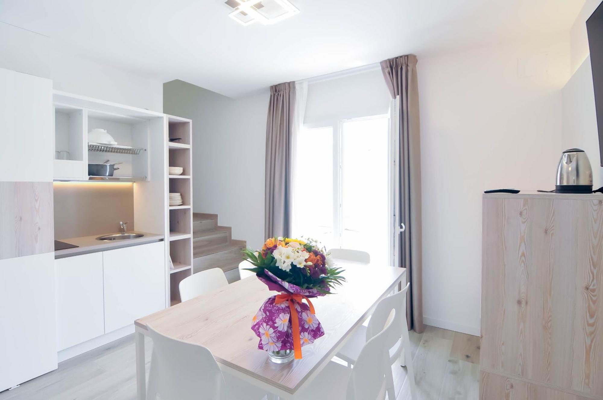 Marina Suites & Apartments 4 Stelle S Caorle Eksteriør bilde